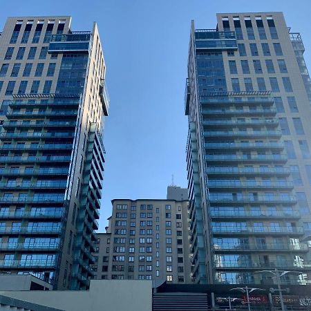 ワルシャワPlatinum Tower Green Star Apartアパートメント エクステリア 写真
