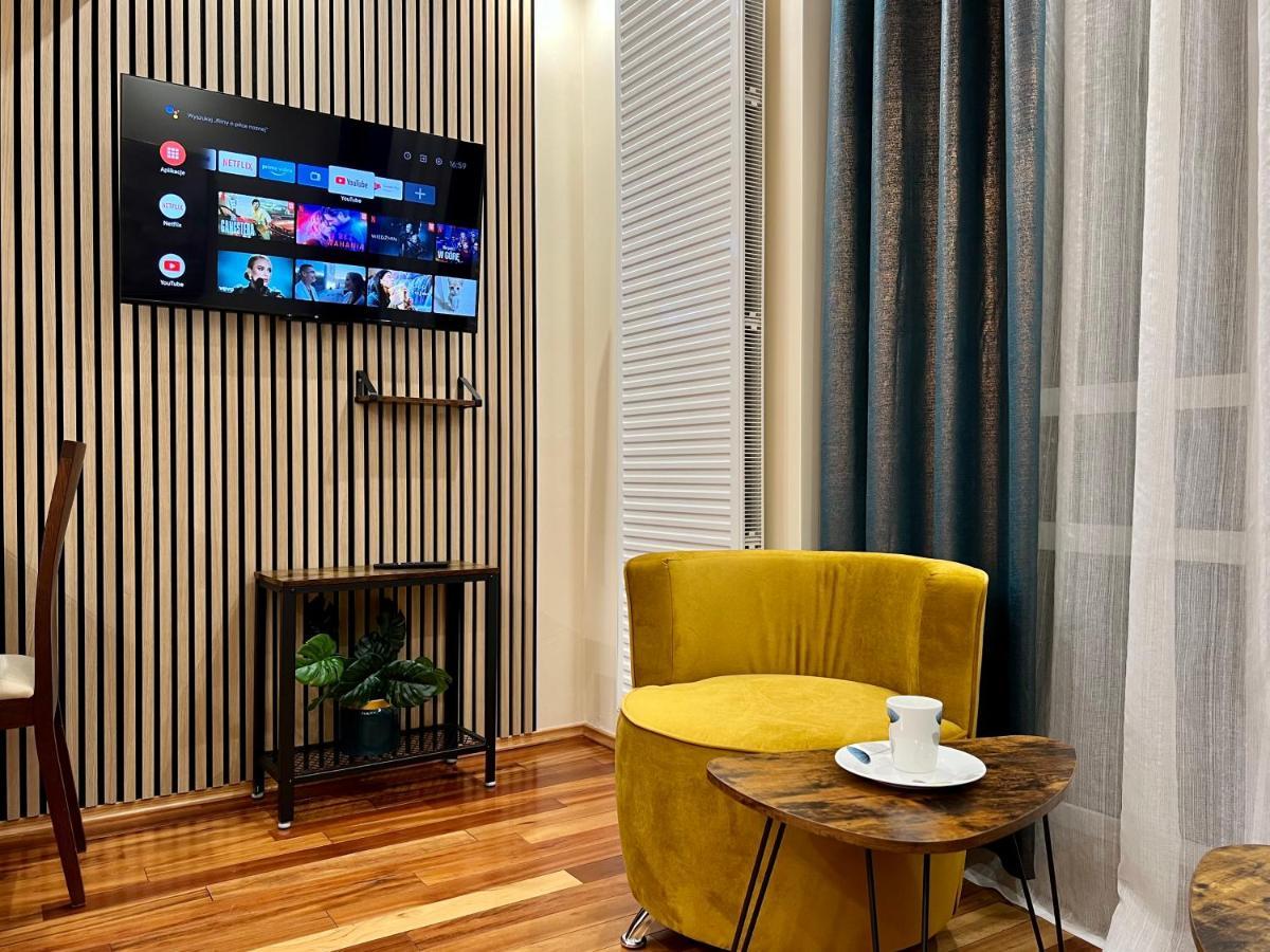 ワルシャワPlatinum Tower Green Star Apartアパートメント エクステリア 写真