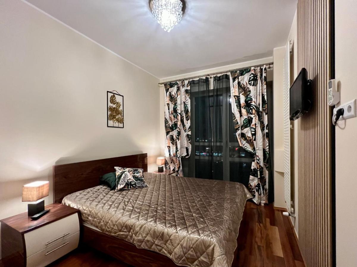 ワルシャワPlatinum Tower Green Star Apartアパートメント エクステリア 写真