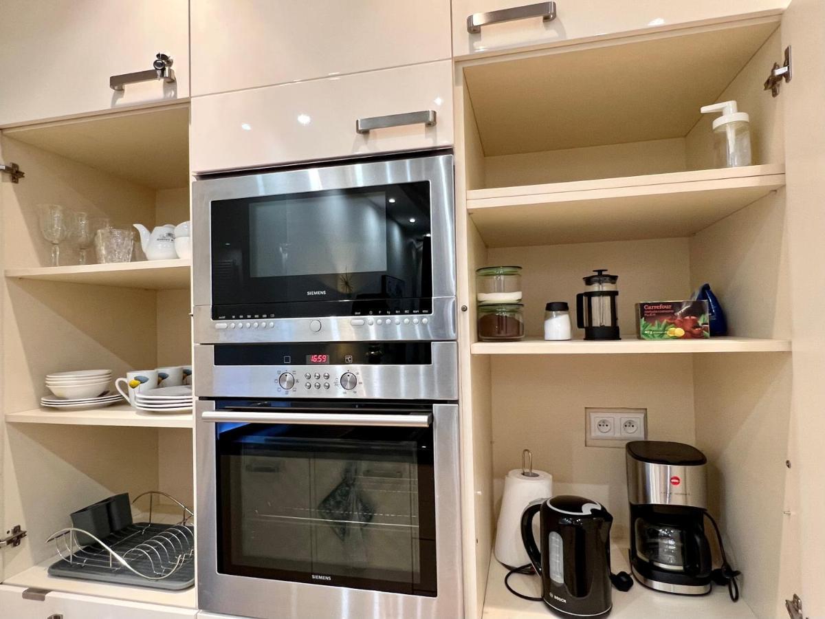 ワルシャワPlatinum Tower Green Star Apartアパートメント エクステリア 写真