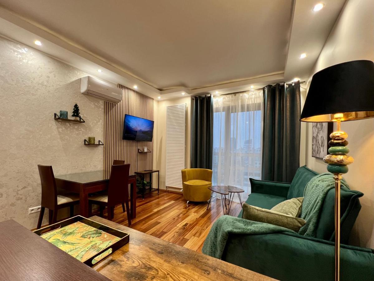 ワルシャワPlatinum Tower Green Star Apartアパートメント エクステリア 写真